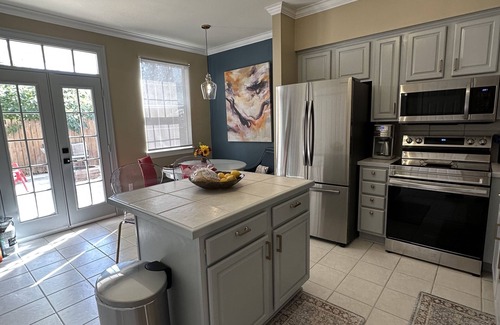 Highlands - Perkins Condo | On the Geaux - Walking Distance to LSU
