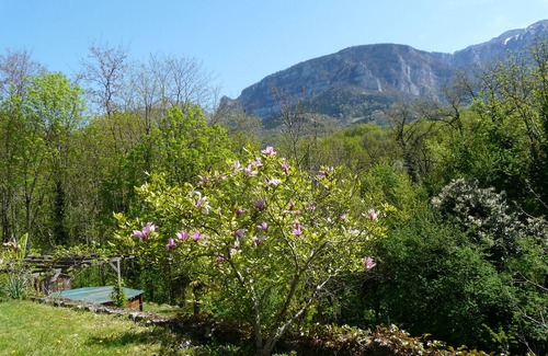 Voreppe House | On the heights of Voreppe, separate studio in a house, hiking, skiing