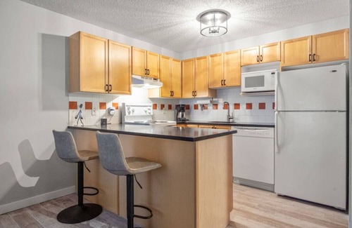 East Kootenay Apartment | On the Horizon | Slope-Side | Pets | Ground-Level