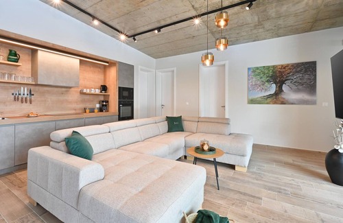 Koprivnica House | On the outskirts of Koprivnica is this modern vacation home with swimming pool and indoor spa area.