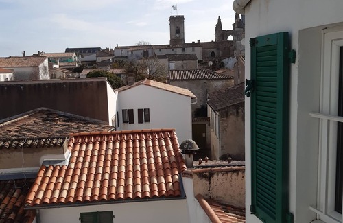 Saint-Martin-de-Re Apartment | On the port of St Martin.