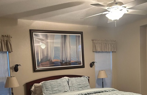 Mohave Valley House | On the River with a beautiful beach steps away....