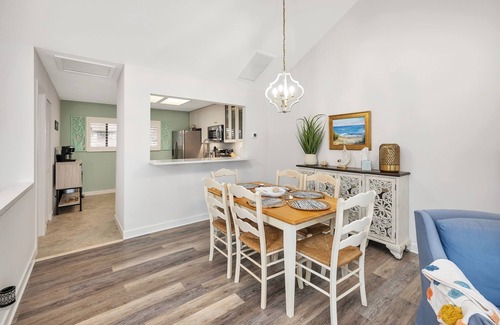 St. Simons Island Condo | On the Sea Palms golf course and lagoon.