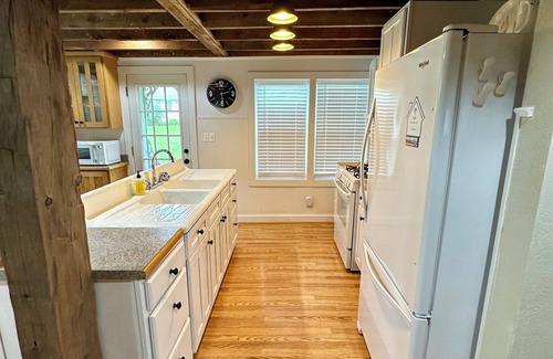 Damascus House | On The Trail