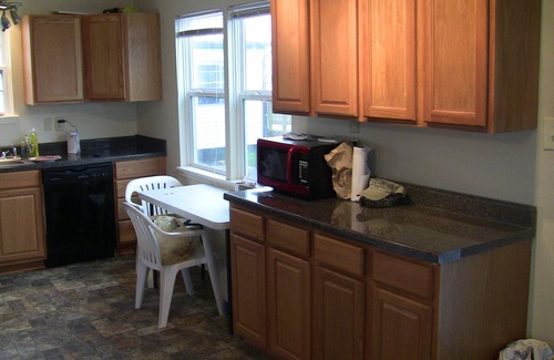Hitchcock House | On The water, .Away from Noise, WI-FI, Wheelchair ramp. Minutes from Galveston.