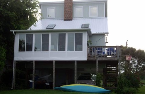 Hampstead Bed & Breakfast | On the waterway, free kayaking! he