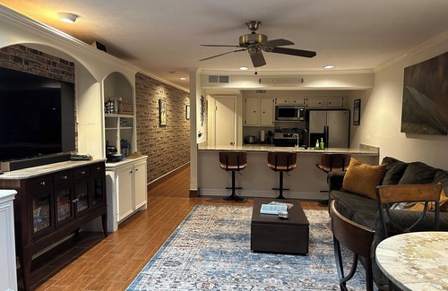 Walden on Lake Conroe Condo | On Walden Cove, ground floor condo with king bed.