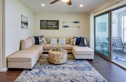 Onamia Villa | Onamia Waterfront Vacation Rental w/ Pool Access!