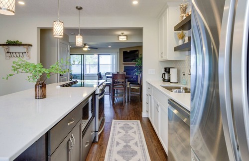 Onamia Villa | Onamia Waterfront Vacation Rental w/ Pool Access!