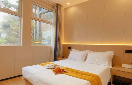 Luoyang Hotel | Once Artistic Inn