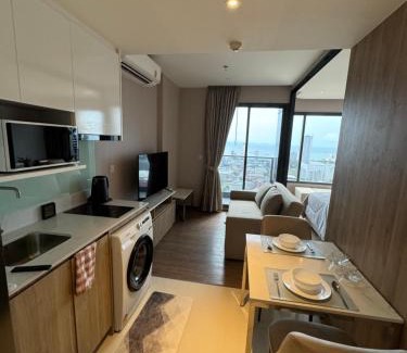 Central Pattaya Apartment | Once Pattaya Panorama View