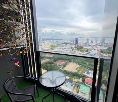 Central Pattaya Apartment | Once Pattaya Panorama View