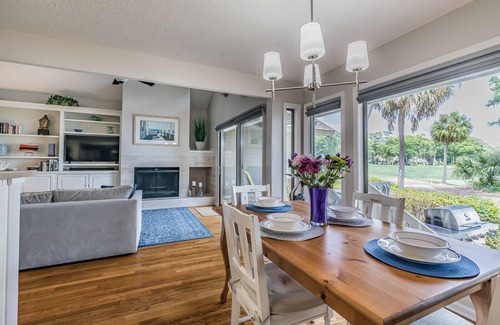 Dataw Island Villa | Once Upon A Tide: Cozy 3b/2b Villa on Dataw with Water Views, Golf and Wifi