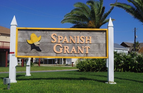 Spanish Grant Cottage | Once Upon a Tide