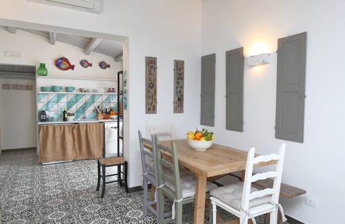 Old Town Apartment | Ondina (by Vacation Service)
