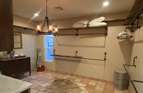 Rosedale Cottage | One and Only Casitas Style Living in Bakersfield