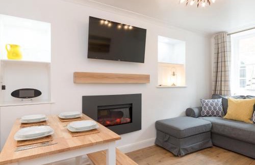 Staithes House | One Beckside Cottage