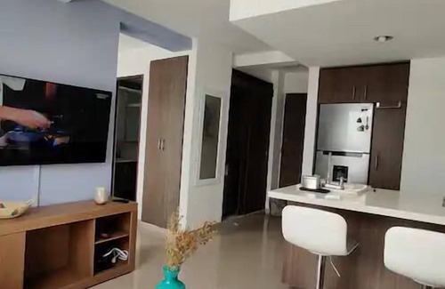 Suramericana Apartment | One Bed Apartment with amazing views of Medellin