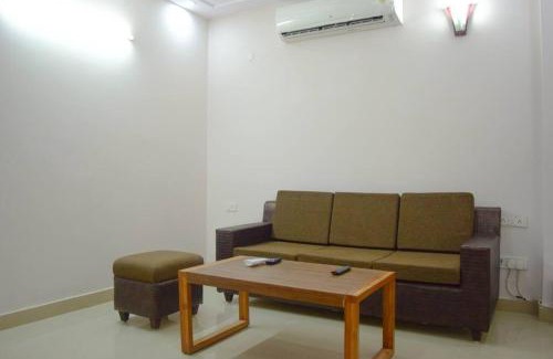 Kalkaji Apartment | One bed,living,kitchen apartment