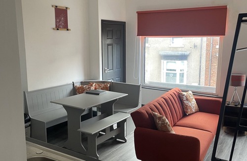 Ferryhill Apartment | One Bed Self Contained flat, in the heart of Ferryhill.