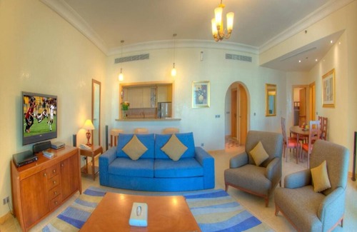 Al Kubus Apartment | One Bedroom apartment Near Nemo Diving Center Palm