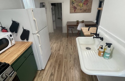Central Colorado Springs Apartment | One Bedroom Apartment Downtown