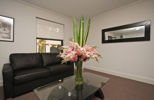 Newcastle West Apartment | One Bedroom Apartment