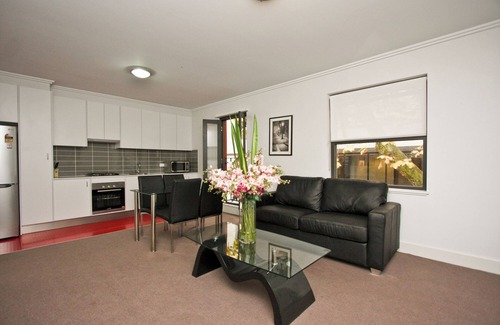 Newcastle West Apartment | One Bedroom Apartment