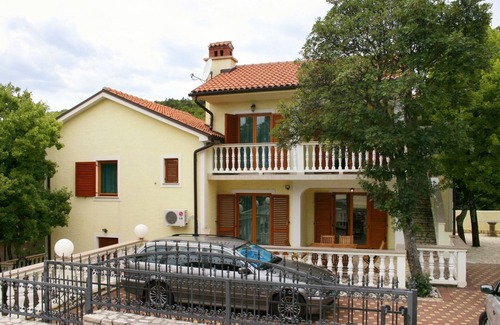 Povile Apartment | One bedroom apartment with terrace Povile, Novi Vinodolski (A-2398-b)