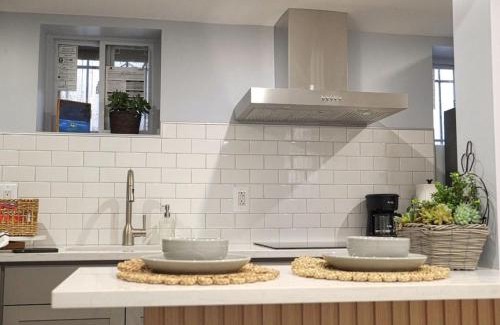 Williamsbridge Apartment | One bedroom apartment with AC and WiFi in the Bronx