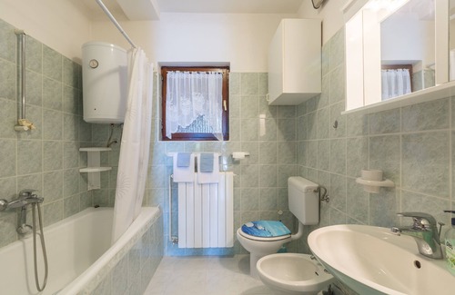 Vosteni Apartment | One bedroom apartment with terrace Sveti Lovreč, Central Istria - Središnja Istra (A-14847-a)