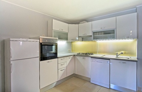 Veli Losinj Apartment | One-Bedroom Apartment in the center of Veli Losinj