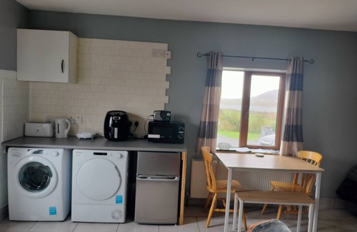 Achill Sound Apartment | One Bedroom Apartment Achill Island Pets Allowed