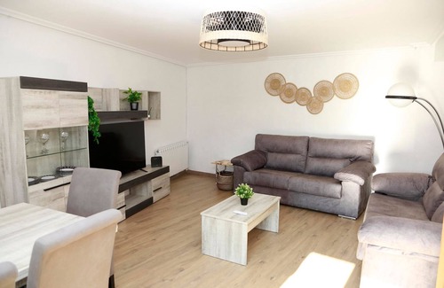 Estadilla Apartment | One-Bedroom Apartment