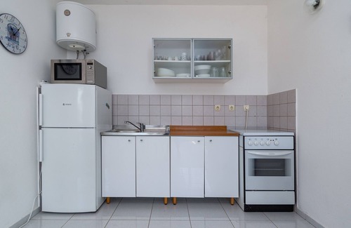 Jadranovo Apartment | One bedroom apartment with terrace and sea view Jadranovo, Crikvenica (A-20801-b)