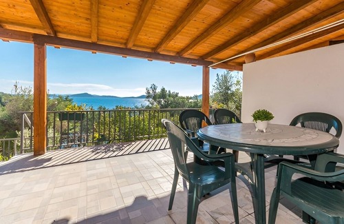 Drage Apartment | One bedroom apartment near beach Drage, Biograd (A-22187-b)