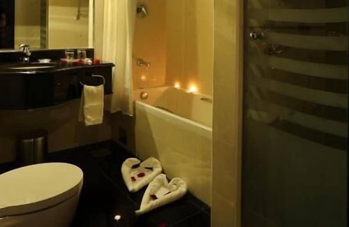 Al Nahda Apartment | One Bedroom Apartment Near Safeer Mall Sharjah