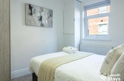 Preston Apartment | One Bedroom Apartment At Smooth Stays Short Lets & Serviced Accommodation Preston With Parking Near Train Station