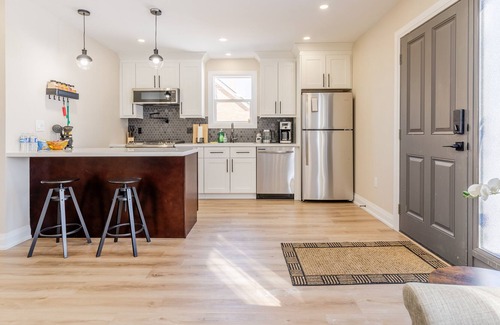 Hamilton Apartment | One bedroom apartment near Hamilton