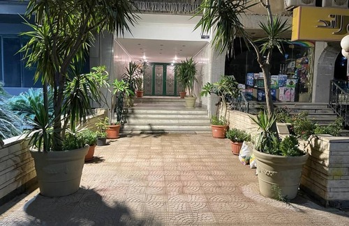 Heliopolis Condo | One bedroom apartment city views local to Airport