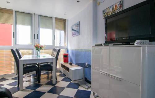 La Pobla de Farnals Apartment | One-Bedroom Apartment In La Pobla De Farnals