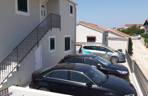 Jadrija Apartment | One bedroom apartment with terrace Jadrija, Šibenik (A-18976-a)