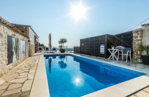 Meterize Apartment | One bedroom apartment with terrace and sea view Šibenik (A-22457-b)