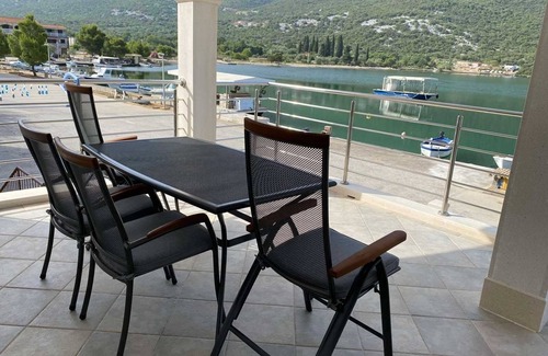 Brijesta Apartment | One bedroom apartment near beach Brijesta, Pelješac (A-10223-d)