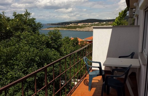 Klenovica Apartment | One bedroom apartment with balcony and sea view Klenovica, Novi Vinodolski (A-5557-b)