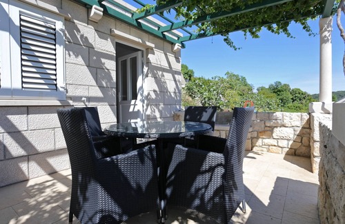 Vela Glavica Apartment | One bedroom apartment with terrace and sea view Lumbarda, Korčula (A-4429-a)