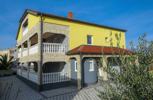 Zrce Apartment | One-Bedroom apartment with terrace and pool