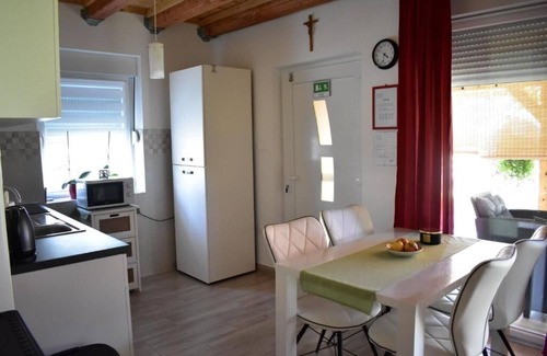 Valpovo Apartment | One bedroom apartment with terrace Valpovo, Slavonija (A-24020-a)