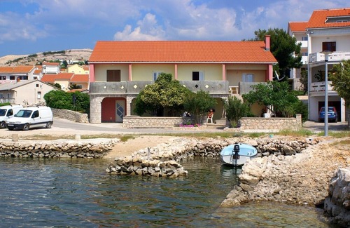 Kustici Apartment | One bedroom apartment near beach Kustići, Pag (A-4081-d)
