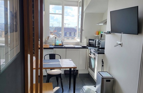 Dobree-Bon Port Apartment | One bedroom apartment, Hyper-centre, Graslin, Nantes